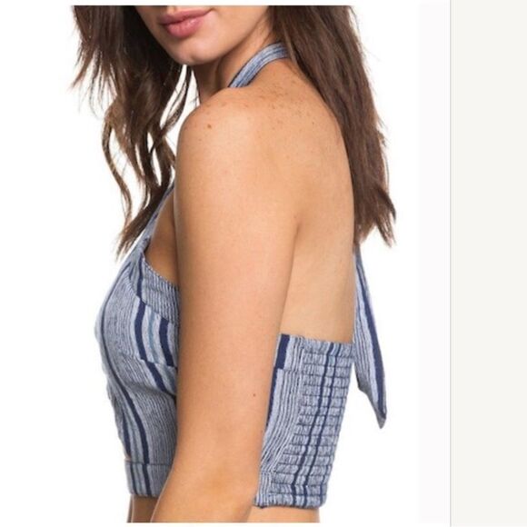 NWOT Roxy Jessa Crop Halter P2P 17 - Picture 2 of 4